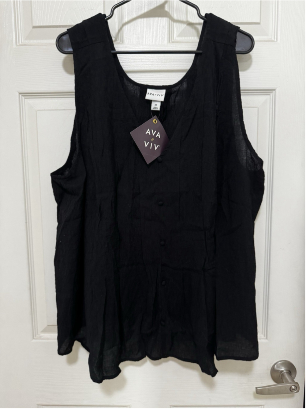Size 4XL Ava & Viv Black Sleeveless Button Down Blouse